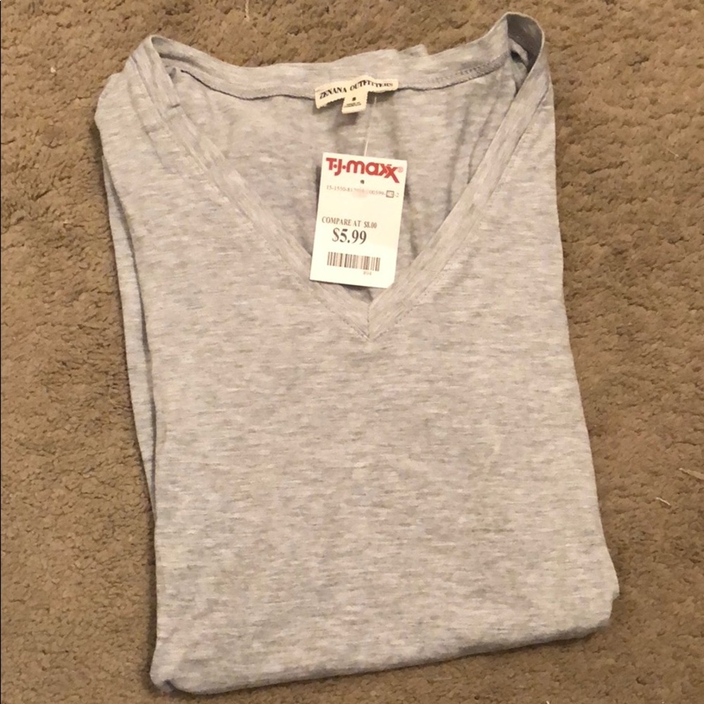 Grey v-neck tee